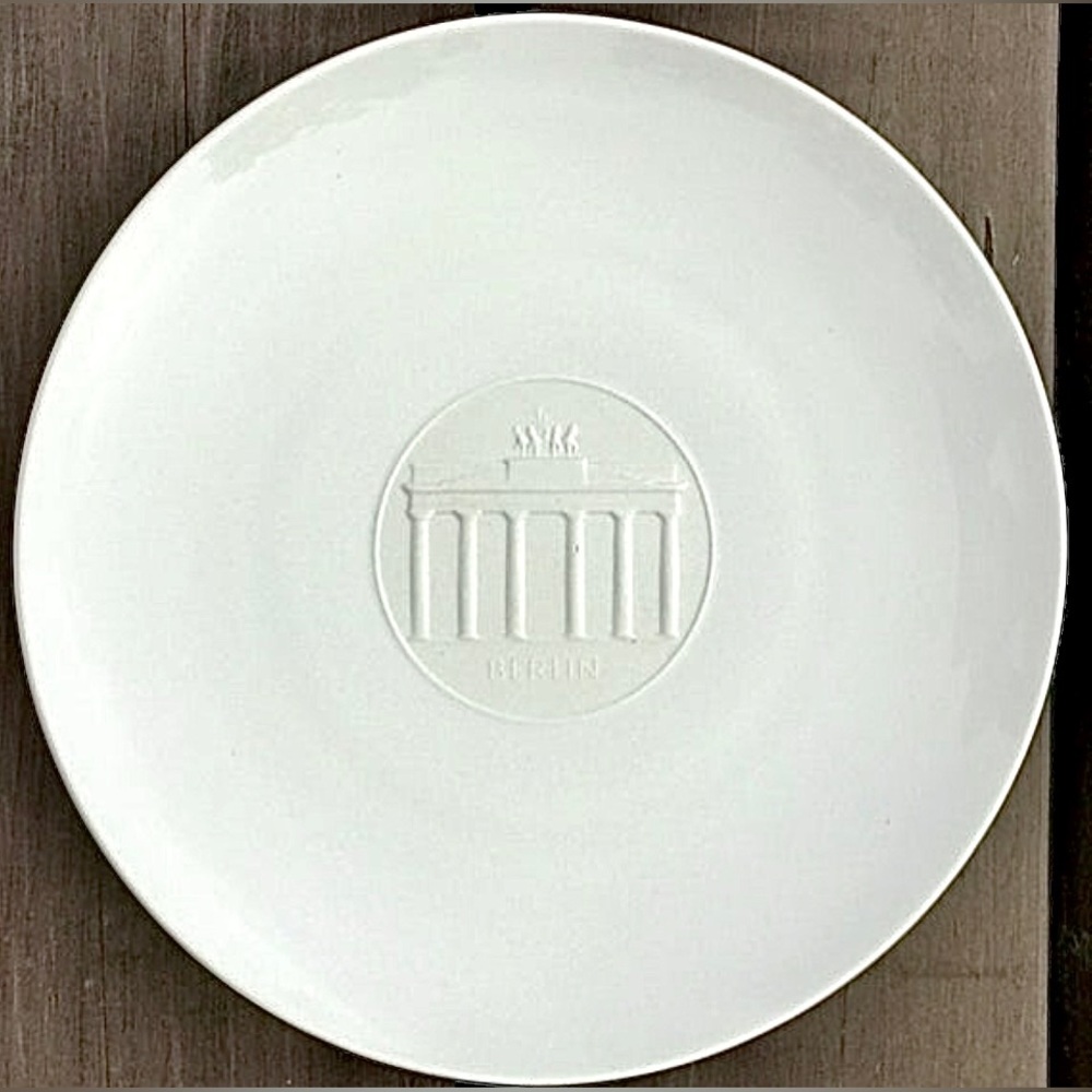 Vintage Porcelain KPM BERLIN Brandenberger Tor Bisque Relief Medallion Plate